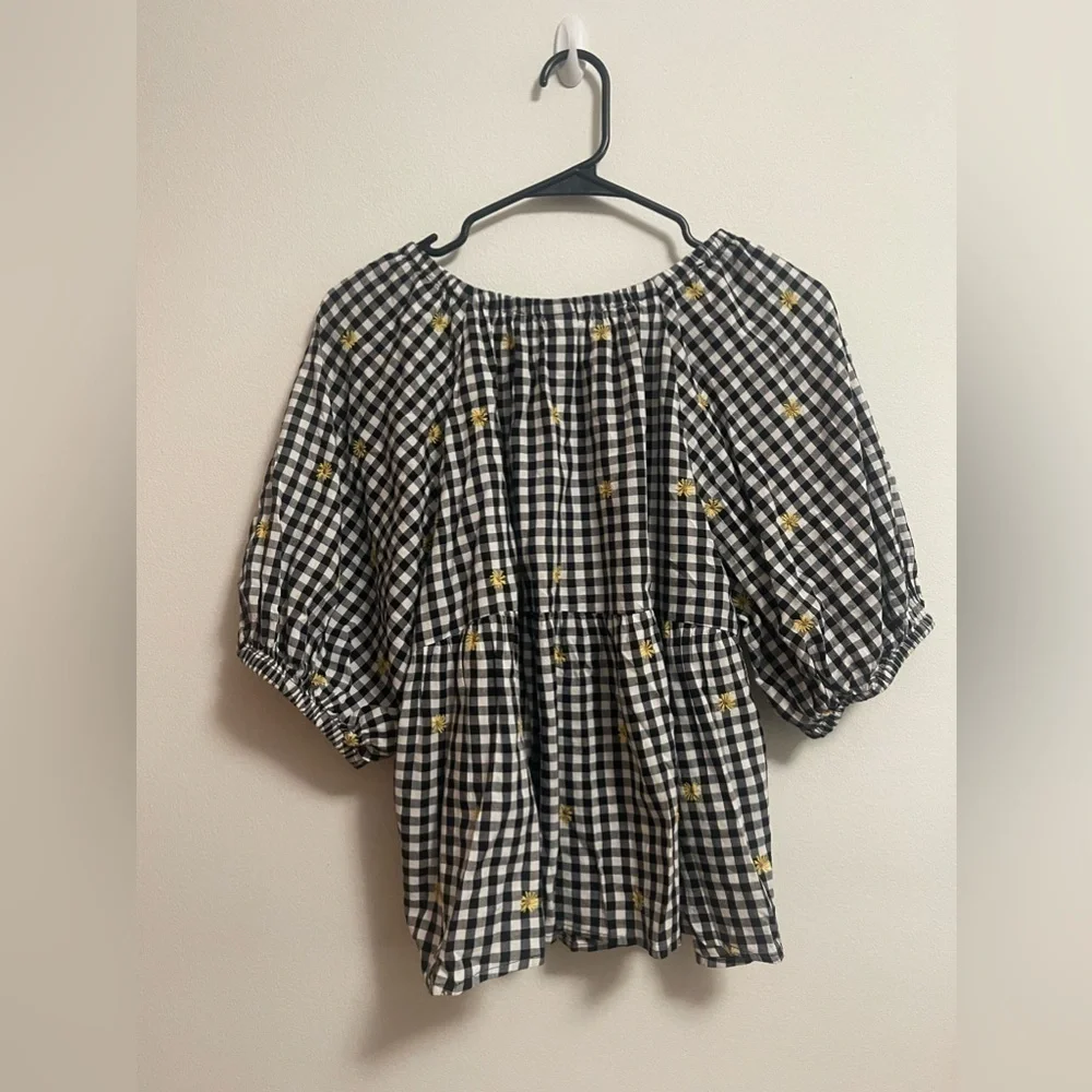Old Navy - Women’s Blouse Black White Gingham Embroidered Puff Sleeve - Size M - Picture 5 of 6